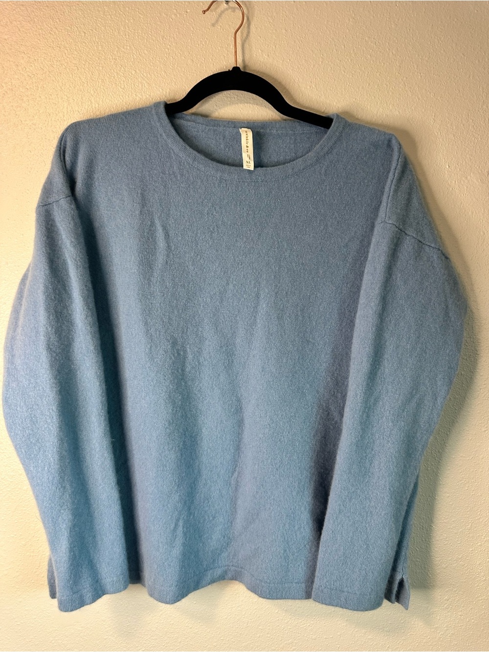van winkle & co 100% Cashmere sweater light blue